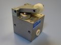 Пневматичен разпределител Bosch 0820401002 control valve 10bar, снимка 1 - Резервни части за машини - 39382697