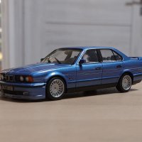 BMW Alpina B10 BiTurbo E34 5-Seria 1987 - мащаб 1:43 на Solido моделът е нов в PVC дисплей-кейс, снимка 1 - Колекции - 42336542