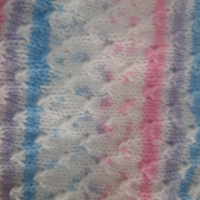 Ръчно плетено бебешко пуловерче, снимка 3 - Жилетки и елечета за бебе - 36515267