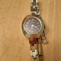 Продавам руски механичен часовник Заря, снимка 5 - Дамски - 35706975
