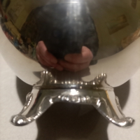 Много красива Винтаж сребърна купа Oneida USA с четири крака с въртящ  капак , снимка 6 - Антикварни и старинни предмети - 44590861
