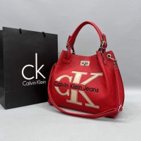 Дамски чанти Calvin Klein , снимка 1 - Чанти - 42670768
