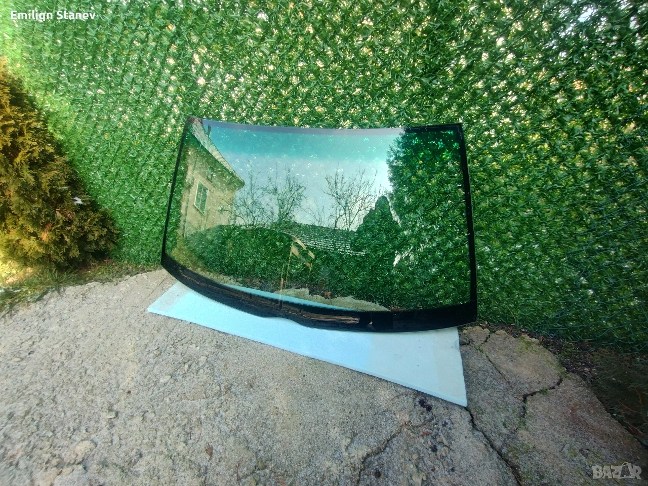 Предно и задно стъкло за мерцедес 190, снимка 1