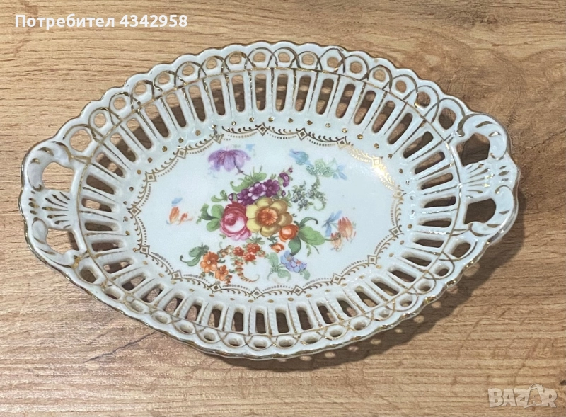 Порцеланова винтидж чиния за бижута., снимка 1