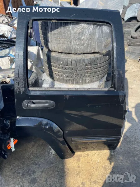 Задна дясна врата от Jeep Cherokee 2.8 CRDI, automatic, 150 ph., 2004, 100 000 km., Джип Чероки 2.8 , снимка 1