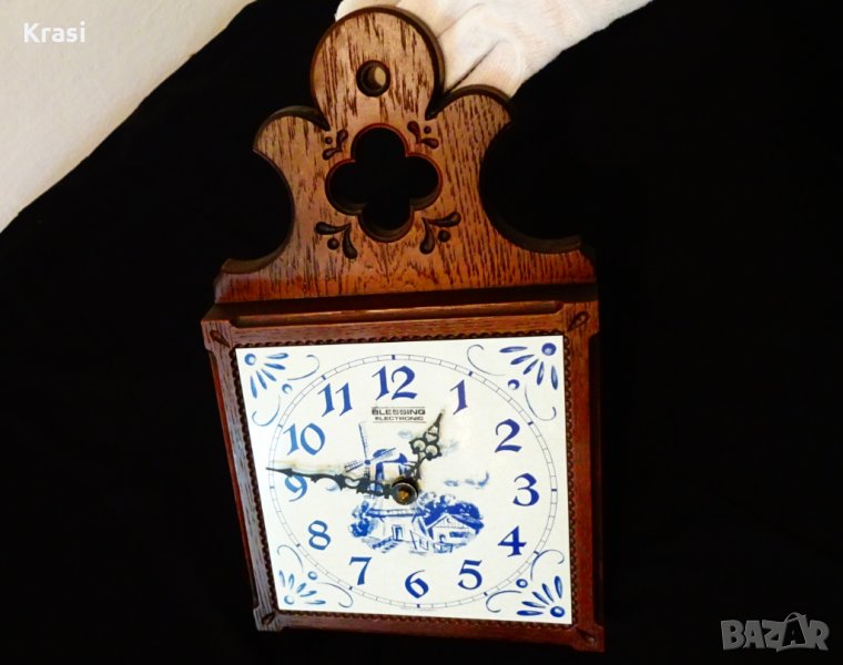 Blessing немски стенен часовник,рисуван Delft. , снимка 1