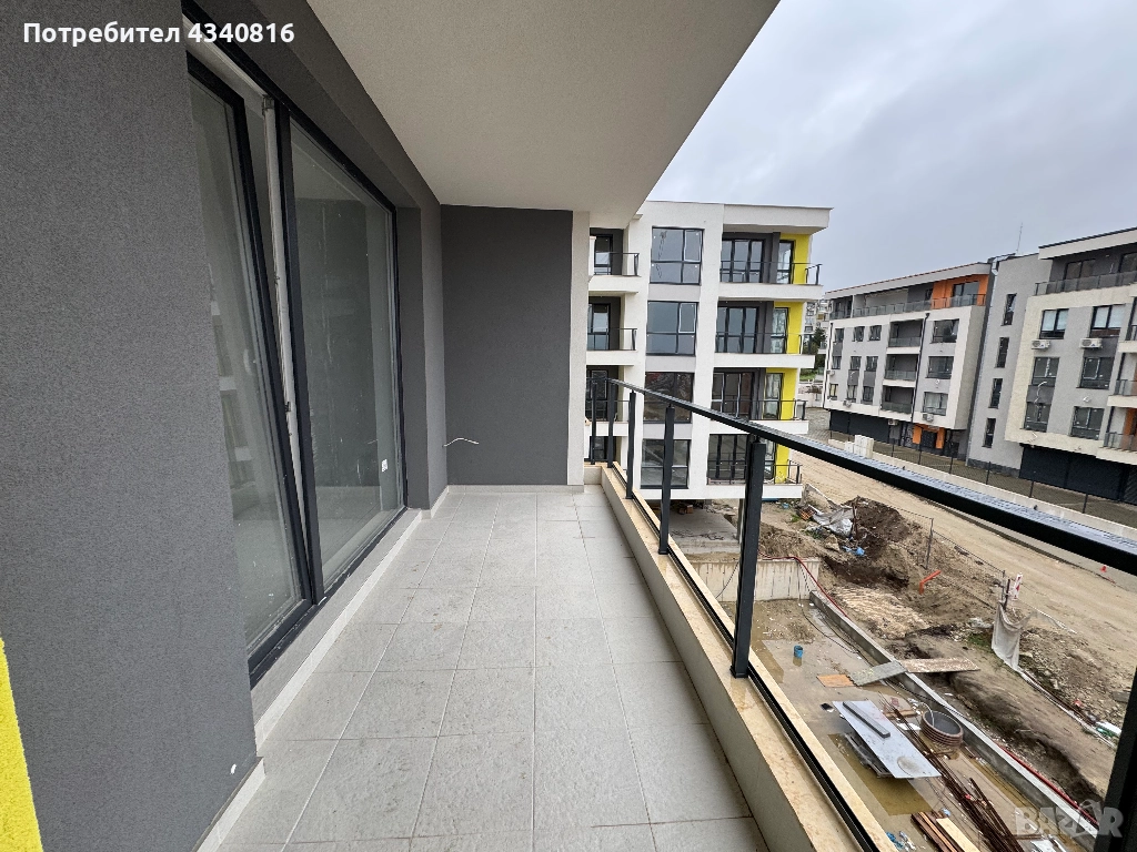 Продавам 2-стаен апартамент в ж.к Владислав Варненчик, снимка 1