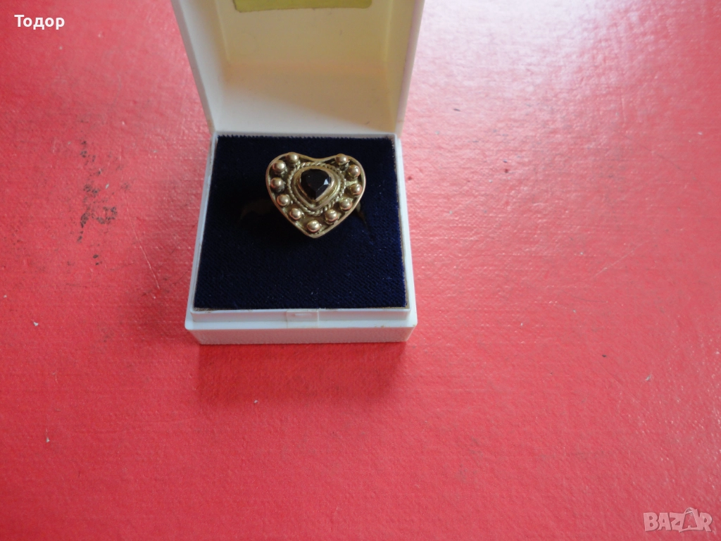Невероятен викториански златен пръстен с гранат сърце, снимка 1