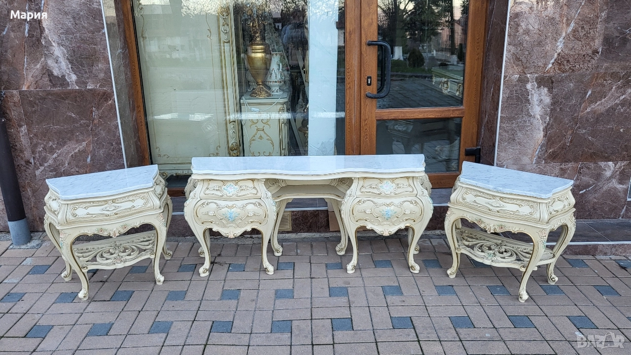 Тоалетка и две нощни шкафчета , снимка 1