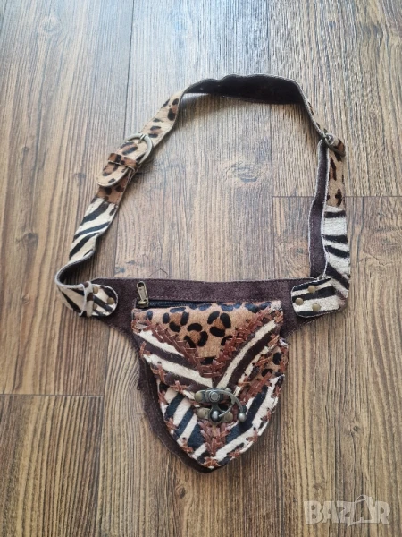 Малка кожена чанта тип портомоне , естествен косъм , снимка 1