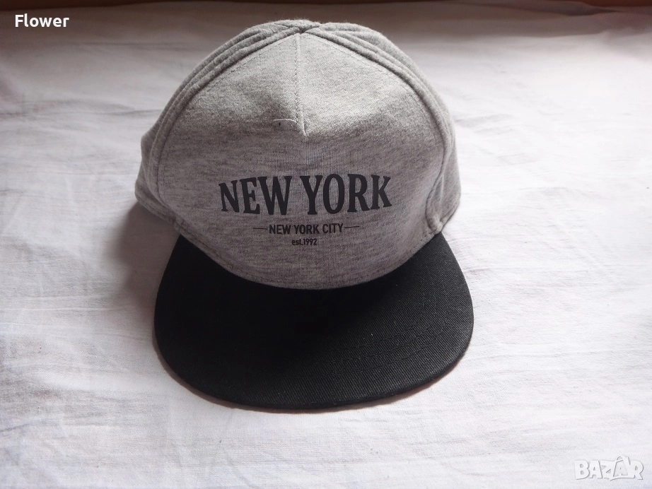 НМ Бебешка шапка от памук с козирка, размер 68, 6 месеца, снимка 1