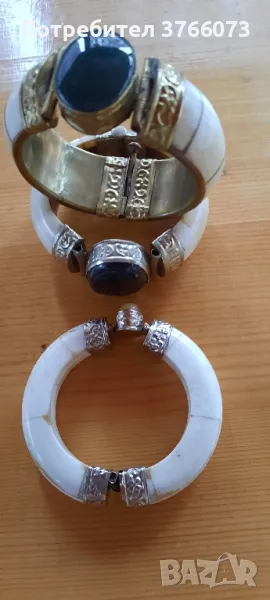 Дамски гривни от слонова кост, снимка 1