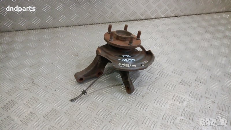 Шенкел Nissan Almera Tino 2.0D 2001г.(преден десен)	, снимка 1