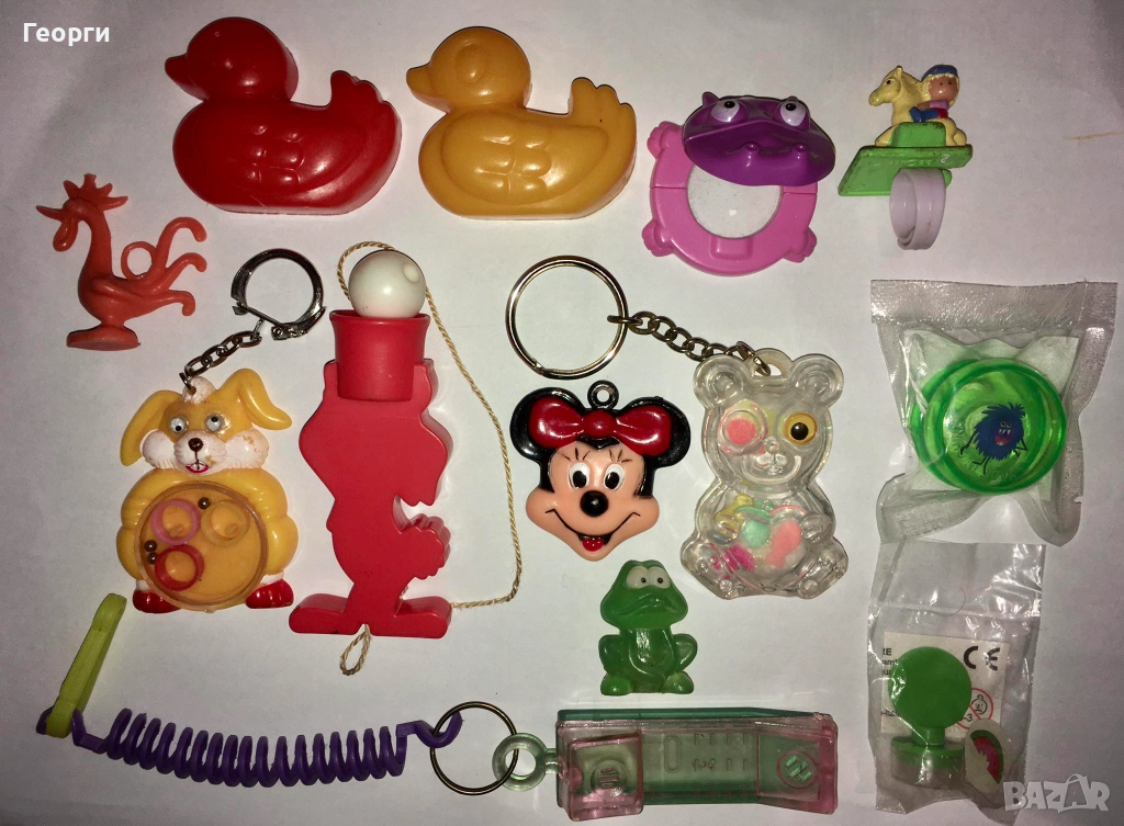 Лот играчки и аксесоари от 90-те години от Италия., снимка 1