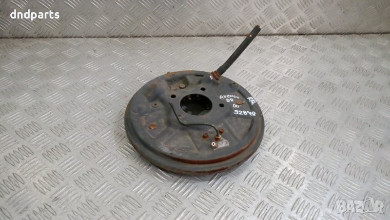 Основа спирачен барабан Toyota Avensis 2.0TD 2000г.(заден десен)	, снимка 1