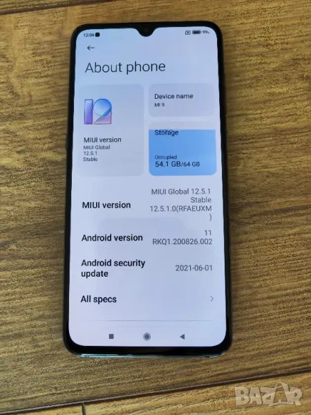 Xiaomi Mi9 6GB 64GB , снимка 1