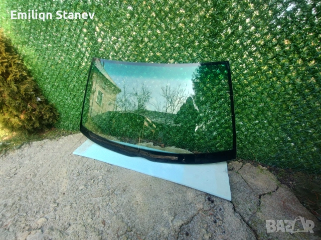 Предно и задно стъкло за мерцедес 190