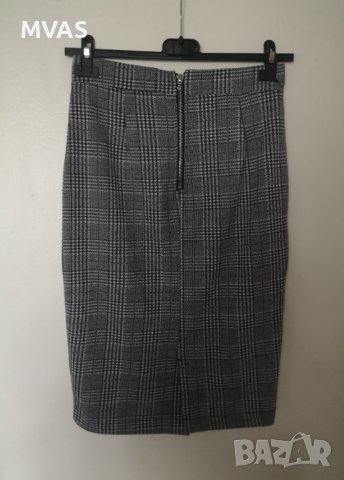 Нова класическа пола Mohito сиво каре S размер, снимка 2 - Поли - 40779413