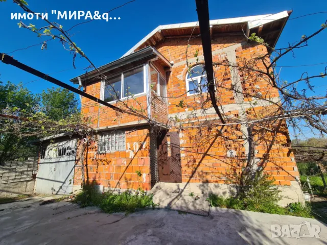 Продава се самостоятелна къща в кв. Изгрев, гр. Хасково