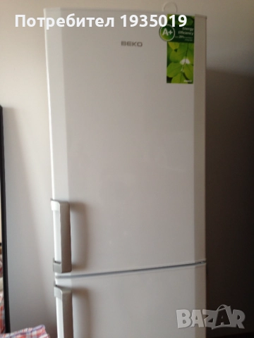 нов хладилник с фризер!, снимка 2 - Хладилници - 51305036