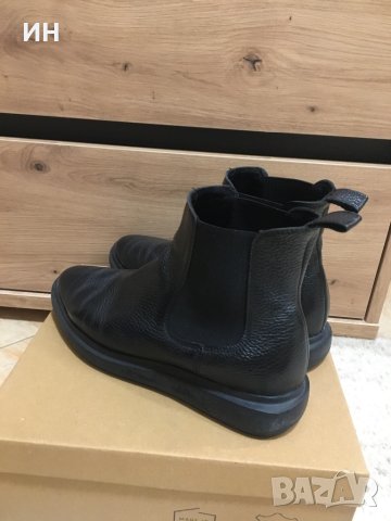Боти от естествена кожа, снимка 4 - Дамски боти - 41471523
