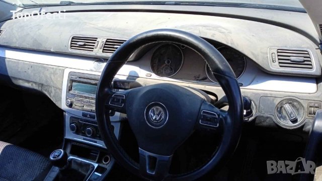 Volkswagen Passat (B7) 1.6 TDI 105 к.с. Фолксваген Пасат б7, снимка 4 - Автомобили и джипове - 39180922
