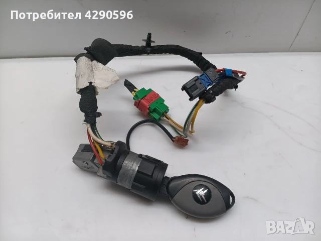 Контактен ключ за Пежо 807 / Ситроен Ц8 / Фиат Улис / Peugeot 807 / Citroen C8 / Fiat Ulysse