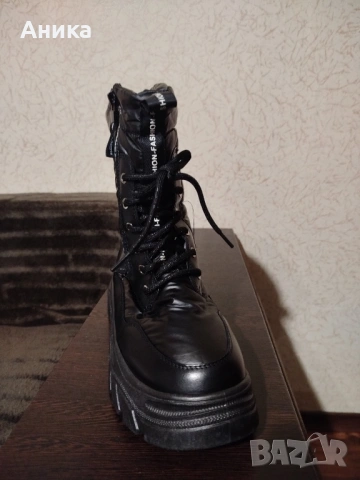 Зимни боти, снимка 3 - Дамски боти - 53269338