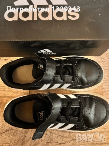 Детски маратонки ADIDAS, снимка 5 - Детски маратонки - 51606988