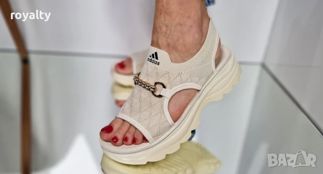 Adidas дамски сандали , снимка 2 - Сандали - 51028592