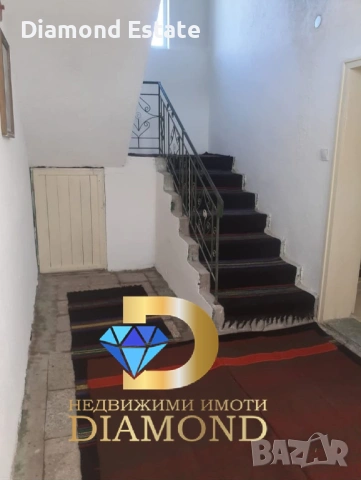 Двуетажна къща в село Браница, общ. Харманли, снимка 9 - Къщи - 53149614