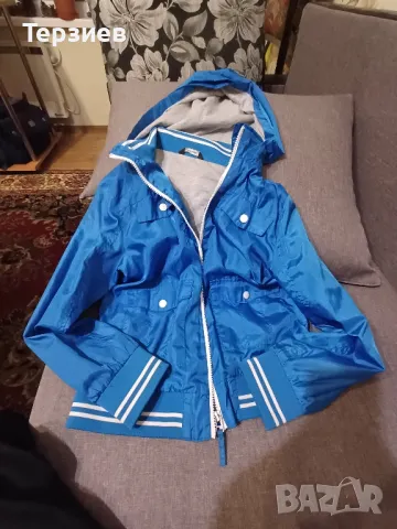 Продавам детско яке