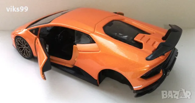 Bburago Lamborghini Huracan Performante 1:24, снимка 3 - Колекции - 48209304