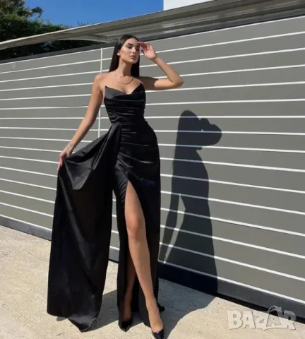 сатенена дамска рокля с цепка 