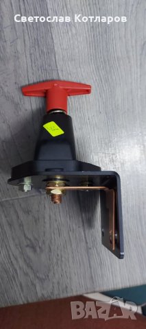 ключ маса със стойка  1000ампера