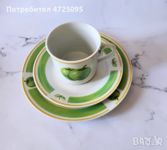 Троен порцеланов сет с ябълка, снимка 3 - Сервизи - 53784224