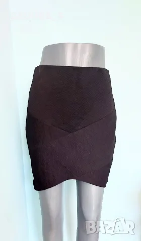 Шест броя / Маркова мини пола "Pimkie", "Express", "Laura Torelli", "Vila", "Lagenes", "Burda" , снимка 10 - Поли - 56246514