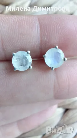 Сребърни обеци с Лунен камък 