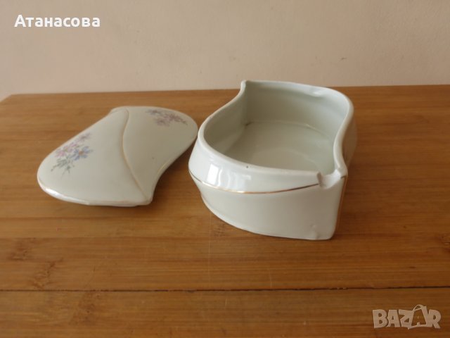 Порцеланова кутия за бижута 1970 г, снимка 6 - Декорация за дома - 41603076