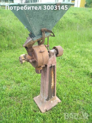 Мелница-ретро за кафе и подобни продукти, снимка 4 - Антикварни и старинни предмети - 41543102