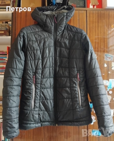 Дамско яке за трекинг MT100,с качулка, черно FORCLAZ