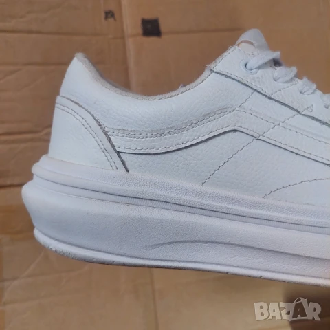 кецове Vans VN0A7Q5 UA Old Skool Overt CC LEATHER номер 44 маратонки , снимка 10 - Маратонки - 50553262