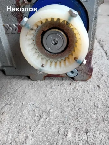 моторедуктор 0.18кв 1350об. изходящ вал 9.1оборота, снимка 5 - Други машини и части - 49939550