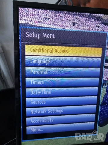 40" телевизор PANASONIC TX-40C300, снимка 3 - Телевизори - 51690222