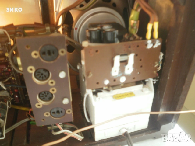 лампово радио (ресивър) стерео- реставриран на 98%, снимка 6 - Ресийвъри, усилватели, смесителни пултове - 53452115
