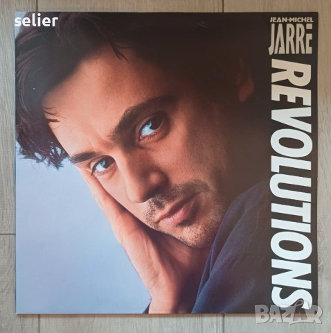 Jean-Michel Jarre ‎– Revolutions Издание 🇬🇧 UK 1988г Състояние на винила:NEAR MINT Състояние на об