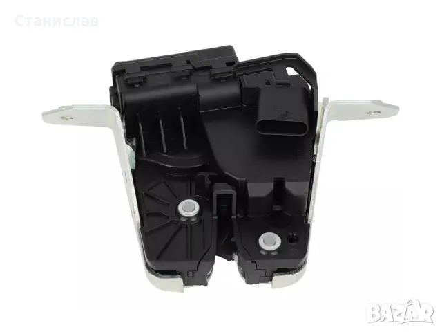 Брава за багажник на Mercedes CLA-Class W117