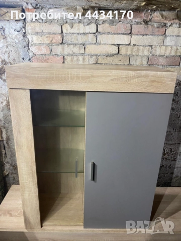 IKEA три-частна секция/холна стена – отлична цена, снимка 5 - Секции и витрини - 52796468