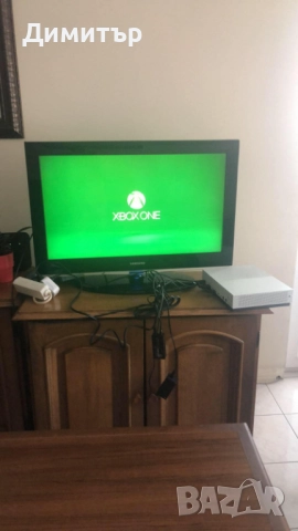 Xbox One S + инсталирани 26 игри