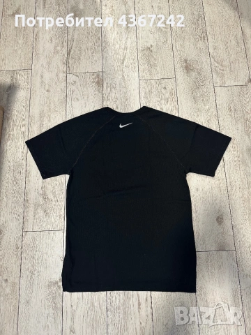 Nike тениска, снимка 4 - Тениски - 53408720